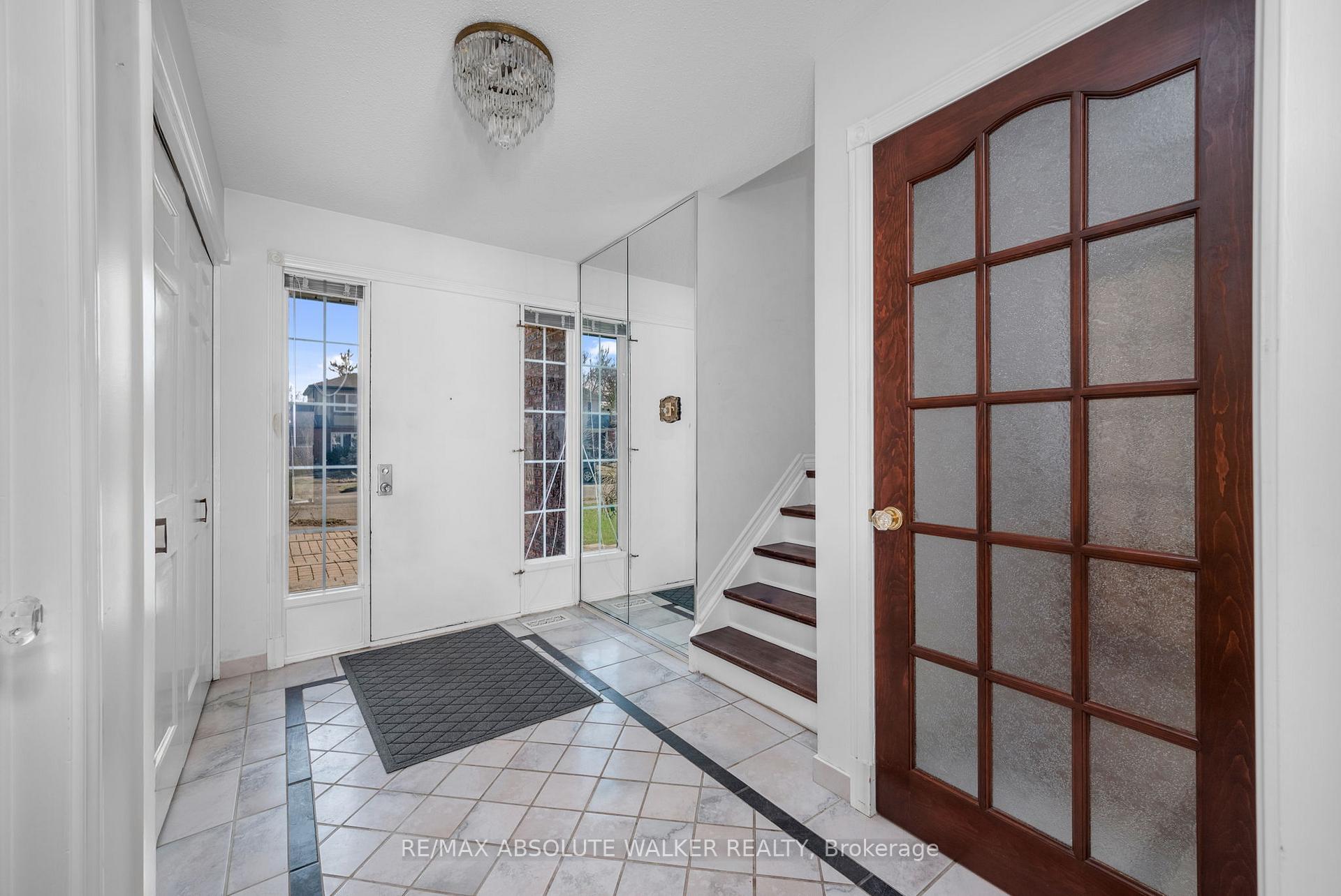 Photo 4 of 1017 Plante Drive, Ottawa, Hunt Club/Western Community — HOMEH