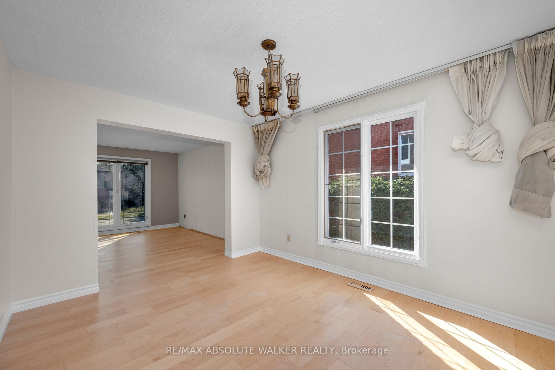 Photo 16 of 1017 Plante Drive, Ottawa, Hunt Club/Western Community — HOMEH