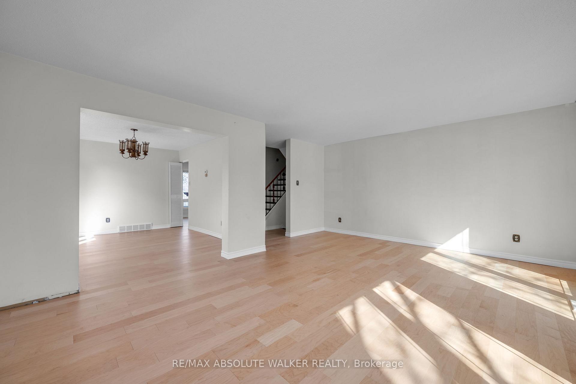 Photo 20 of 1017 Plante Drive, Ottawa, Hunt Club/Western Community — HOMEH