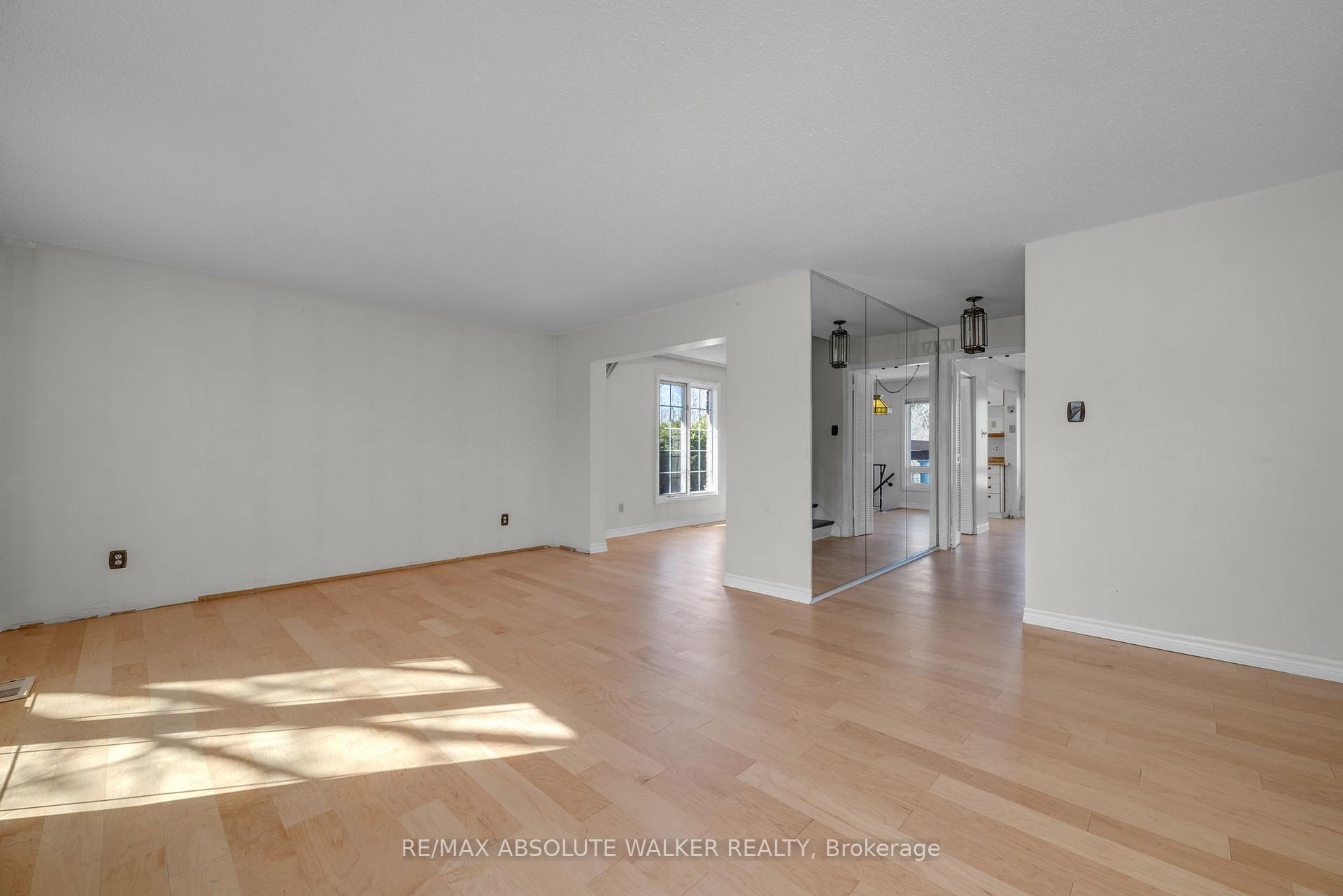 Photo 21 of 1017 Plante Drive, Ottawa, Hunt Club/Western Community — HOMEH
