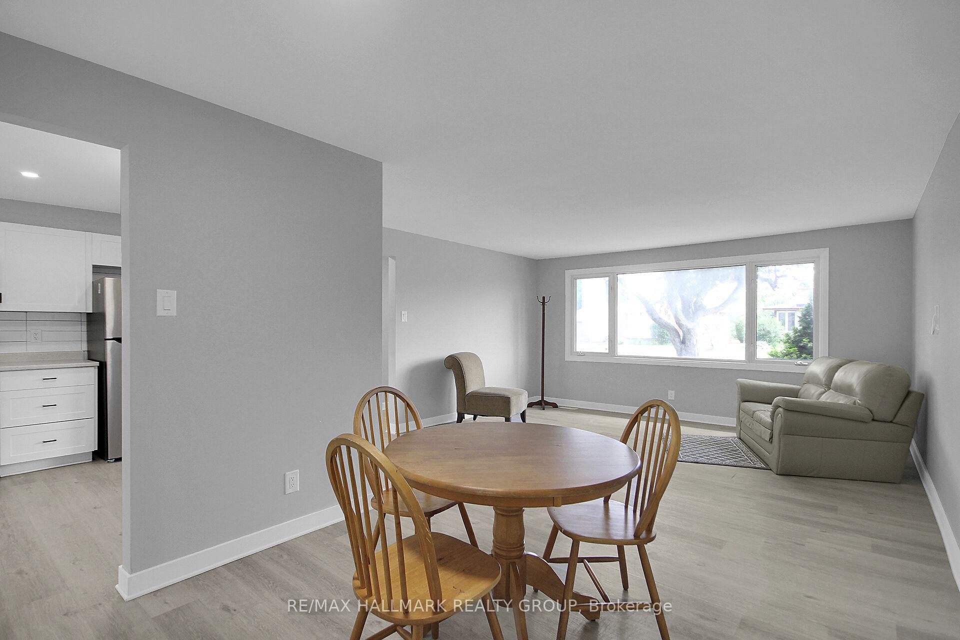 Photo 8 of 147 David Drive, Ottawa, Meadowlands/St. Claire Gardens — HOMEH