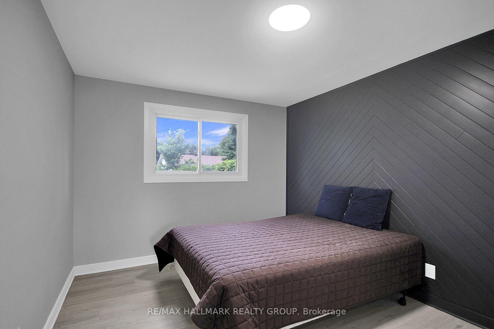 Photo 15 of 147 David Drive, Ottawa, Meadowlands/St. Claire Gardens — HOMEH