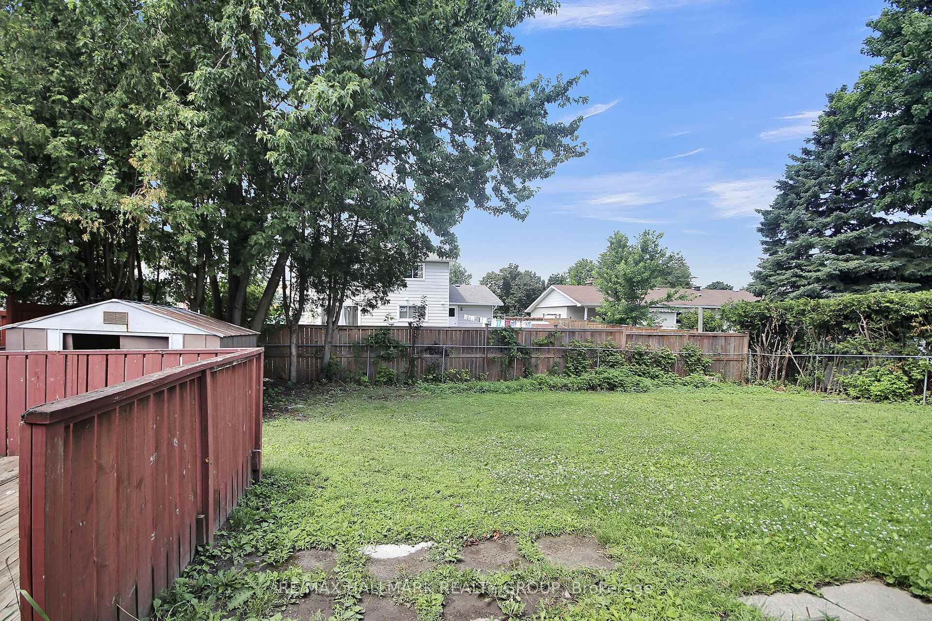 Photo 28 of 147 David Drive, Ottawa, Meadowlands/St. Claire Gardens — HOMEH