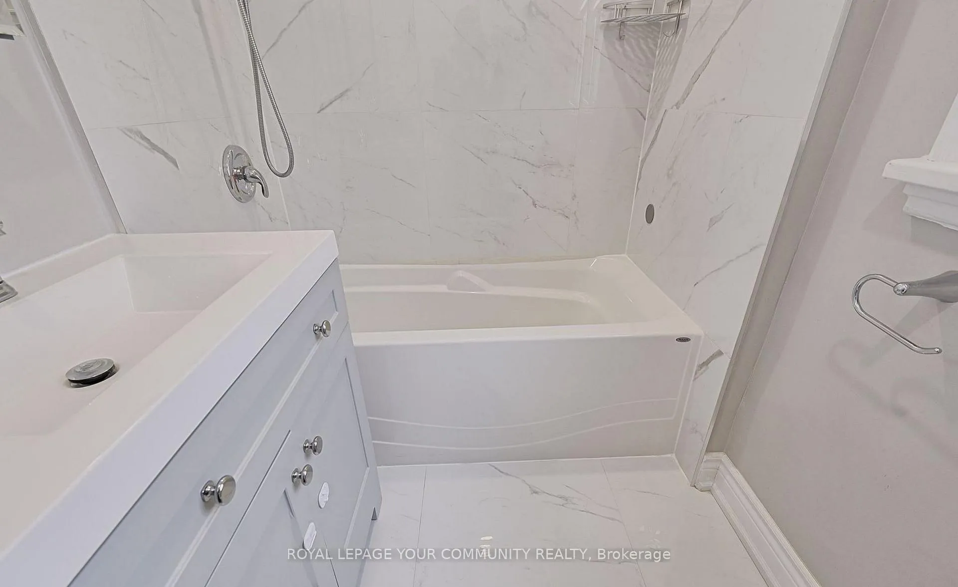 Photo 11 of 5992 19th Avenue, Markham, Rural Markham — HOMEH