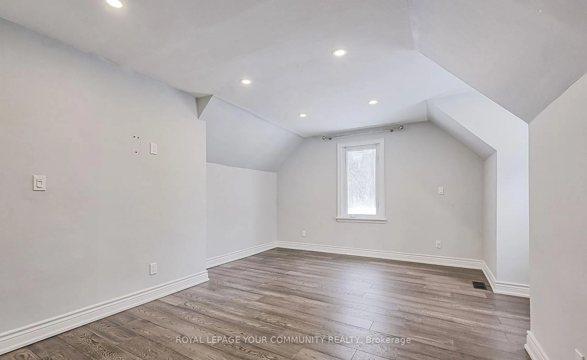 Photo 13 of 5992 19th Avenue, Markham, Rural Markham — HOMEH