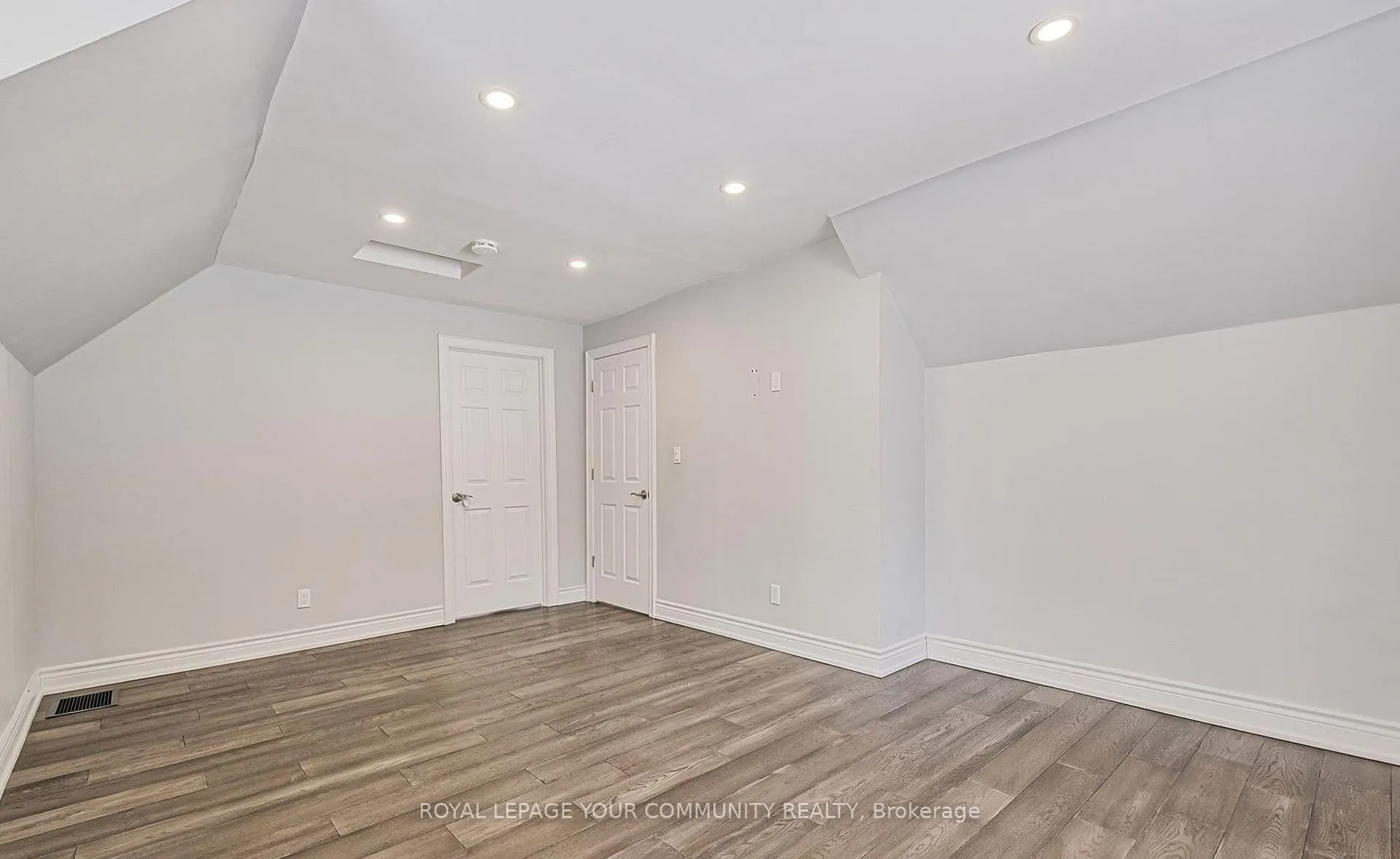 Photo 14 of 5992 19th Avenue, Markham, Rural Markham — HOMEH
