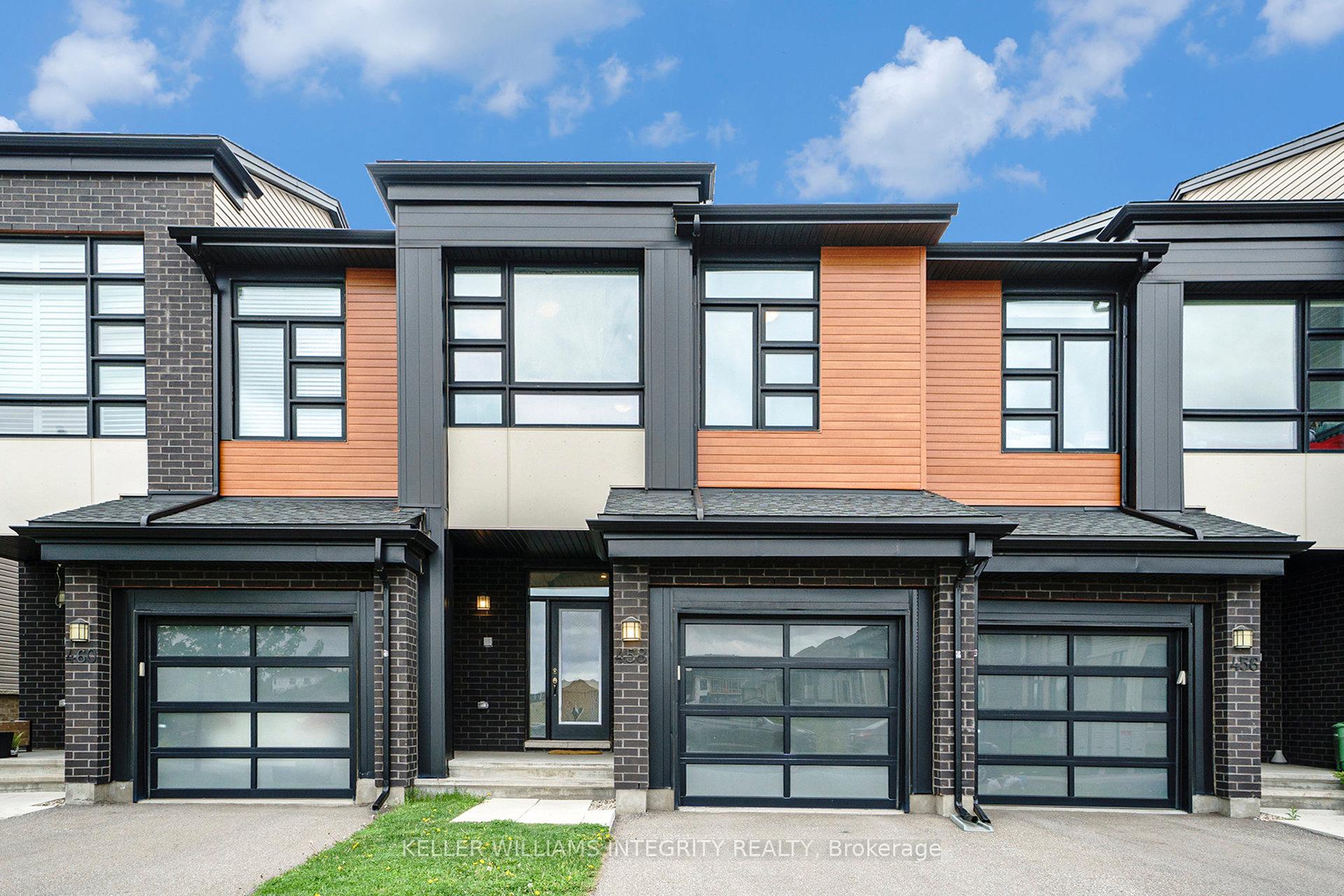 Photo 2 of 458 Trident Mews, Ottawa, Leitrim — HOMEH