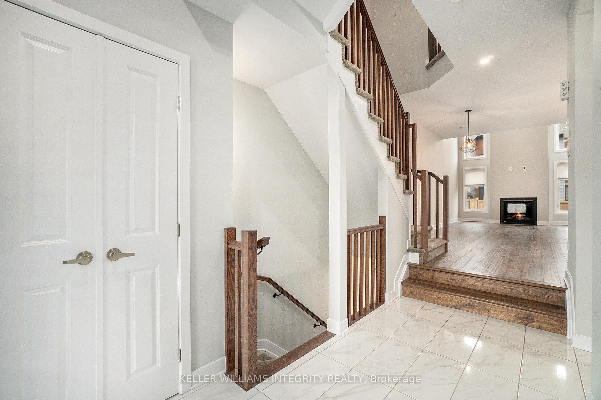Photo 3 of 458 Trident Mews, Ottawa, Leitrim — HOMEH