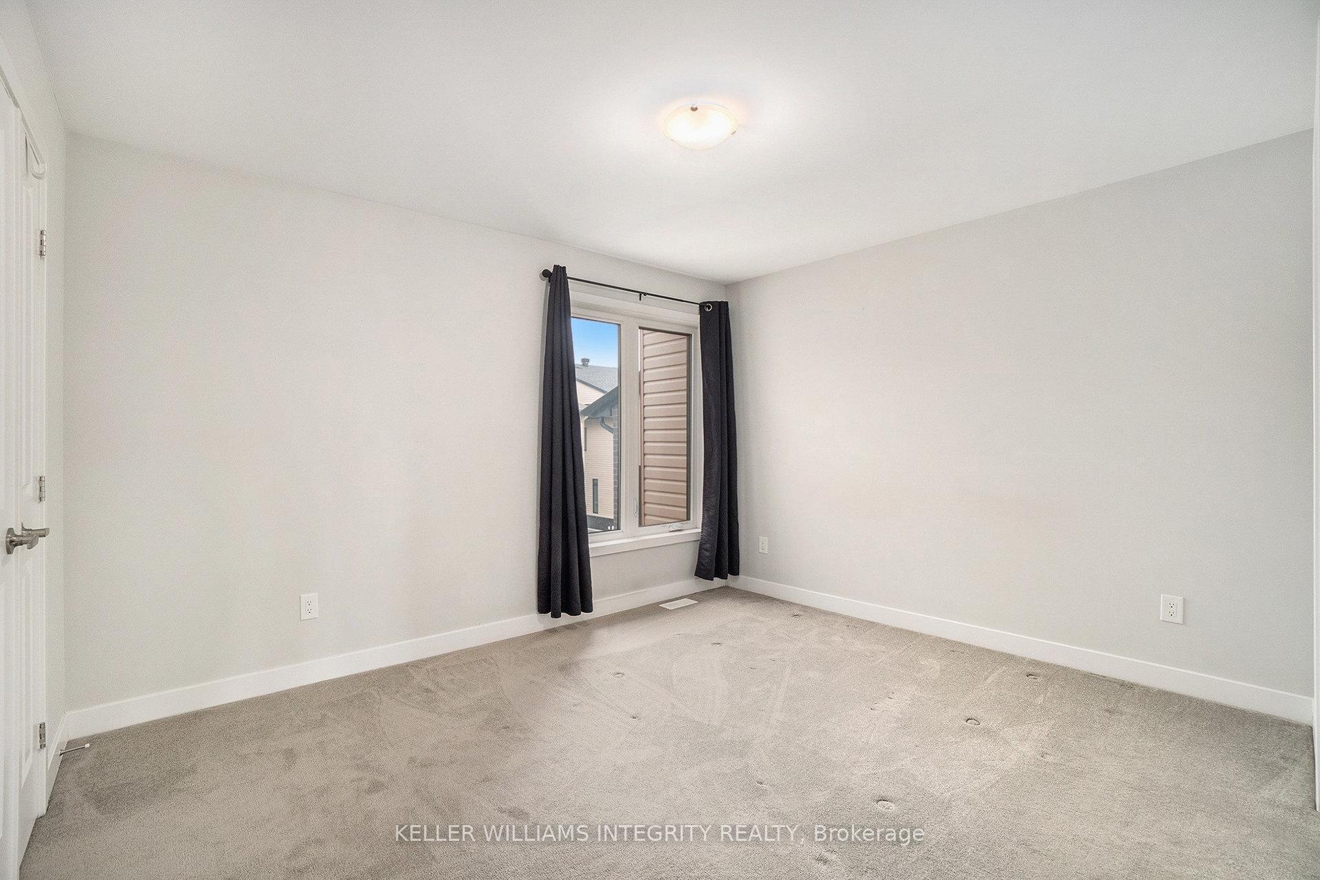 Photo 20 of 458 Trident Mews, Ottawa, Leitrim — HOMEH