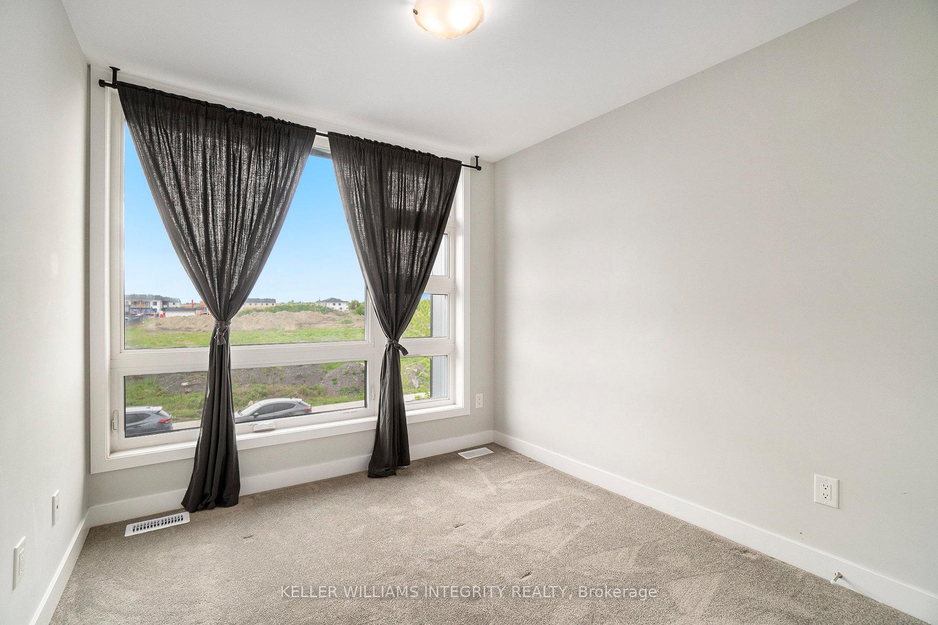 Photo 22 of 458 Trident Mews, Ottawa, Leitrim — HOMEH