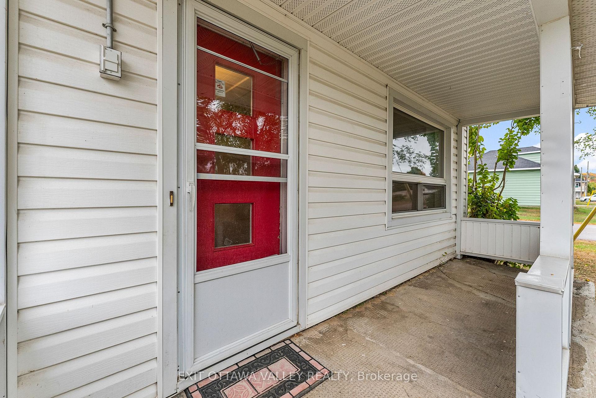 Photo 7 of 48 Needham Street, Madawaska Valley, Madawaska Valley — HOMEH