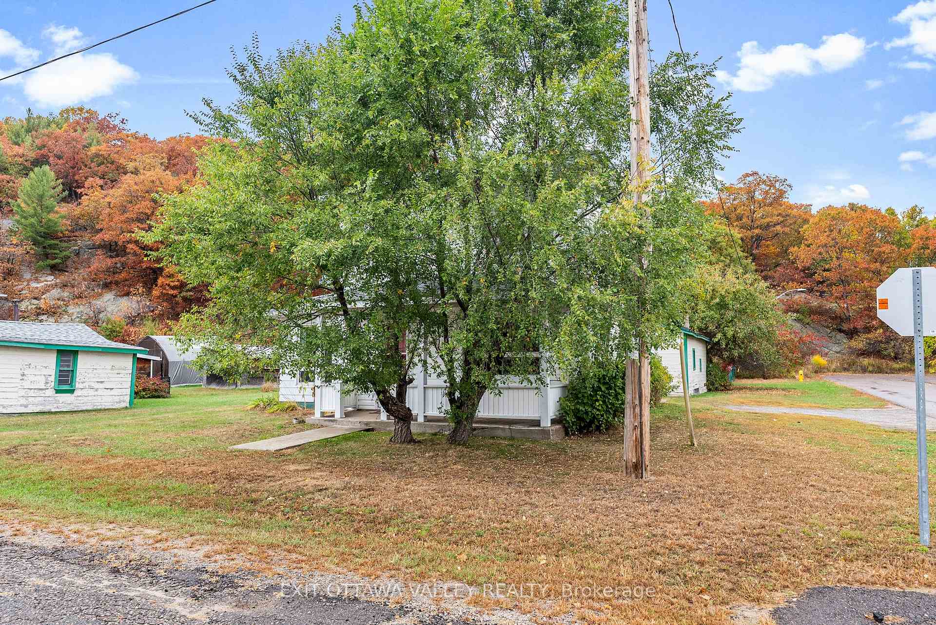 Photo 11 of 48 Needham Street, Madawaska Valley, Madawaska Valley — HOMEH