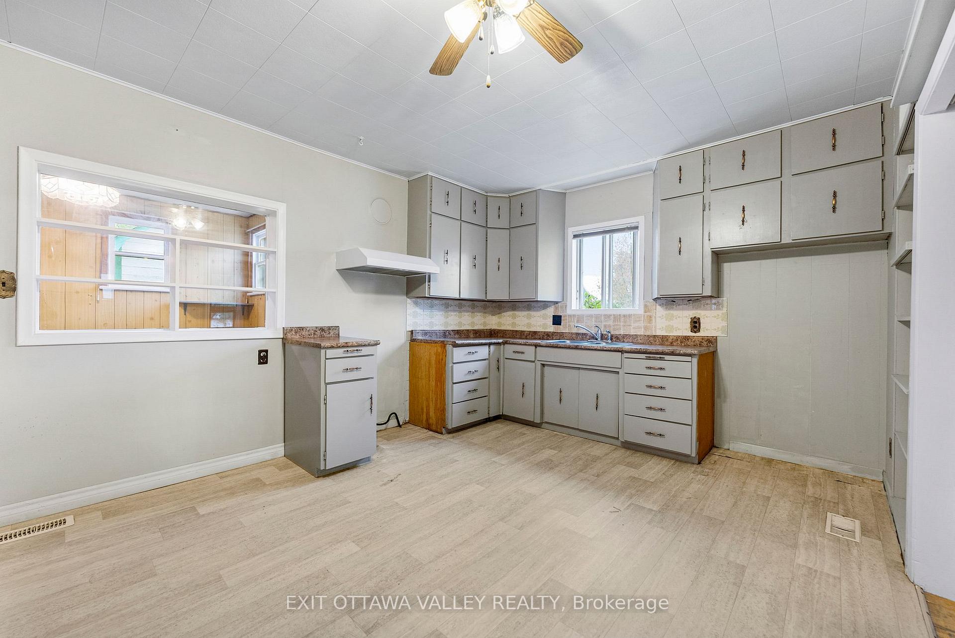 Photo 14 of 48 Needham Street, Madawaska Valley, Madawaska Valley — HOMEH