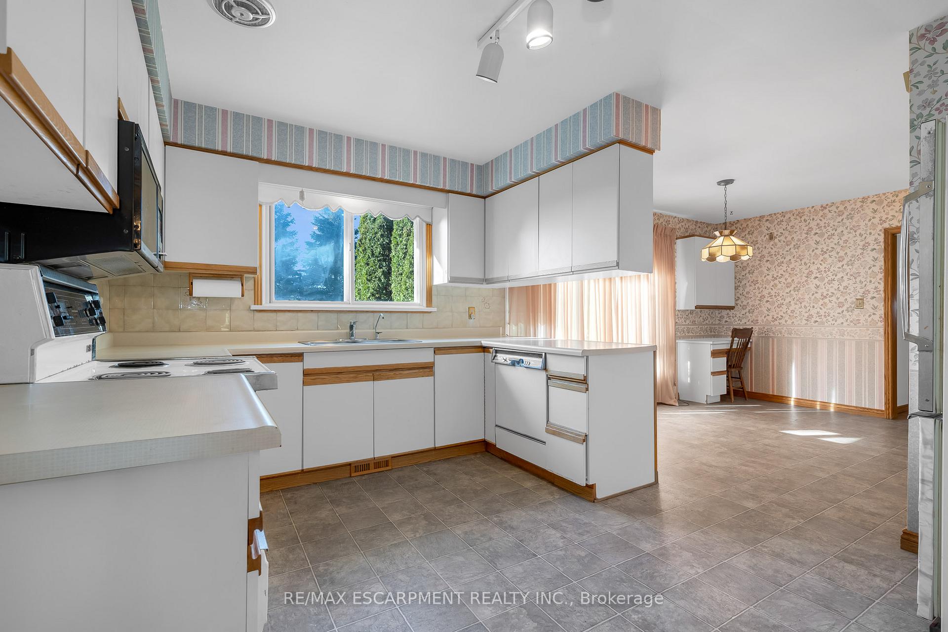 Photo 8 of 3762 Greenlane Road, Lincoln, Lincoln-Jordan/Vineland — HOMEH