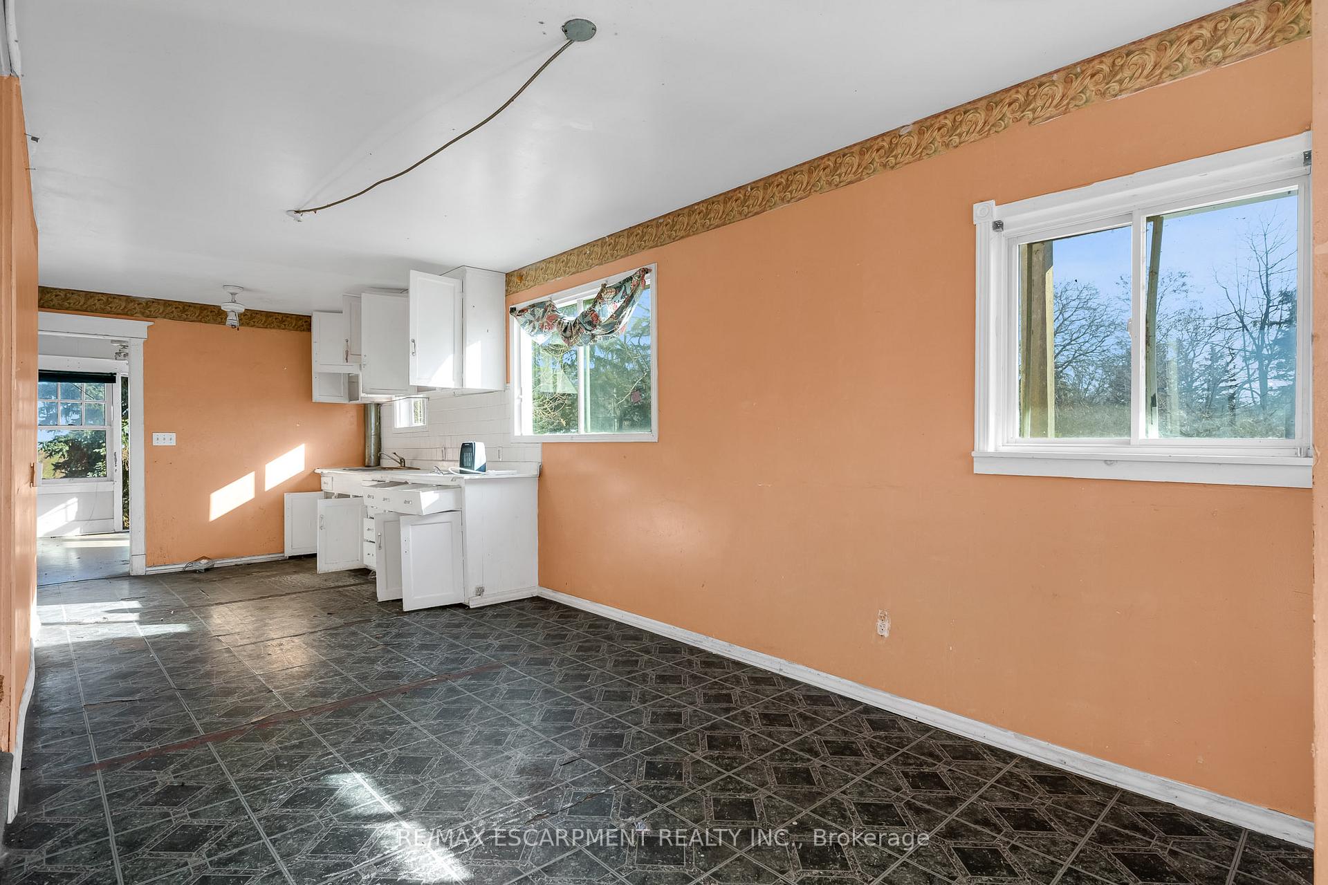 Photo 26 of 3762 Greenlane Road, Lincoln, Lincoln-Jordan/Vineland — HOMEH