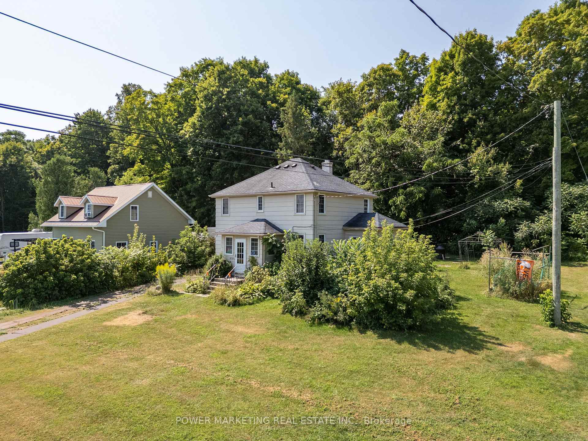 Photo 3 of 979 River Road, McNab/Braeside, Mcnab/Braeside Twps — HOMEH