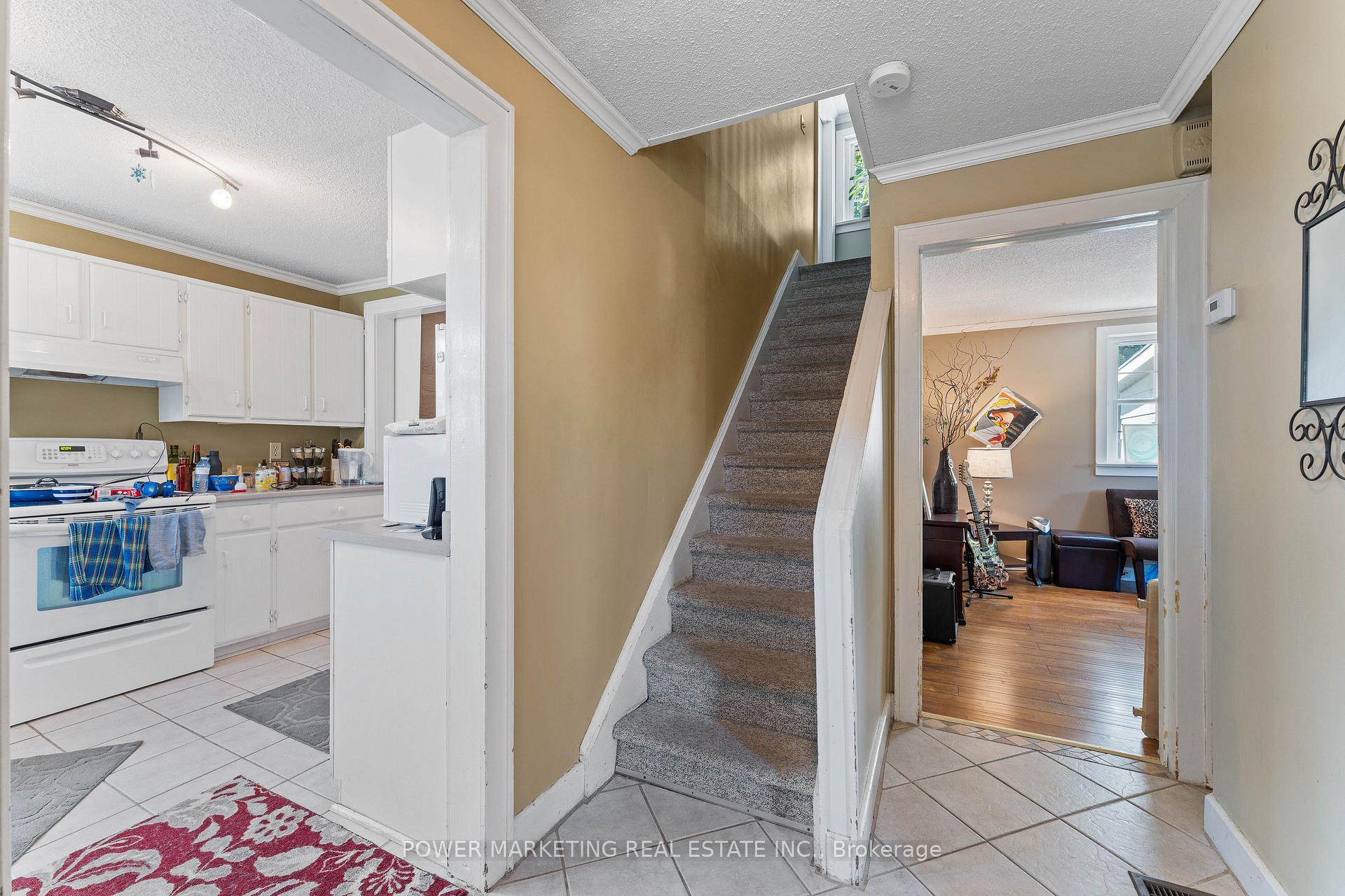 Photo 13 of 979 River Road, McNab/Braeside, Mcnab/Braeside Twps — HOMEH