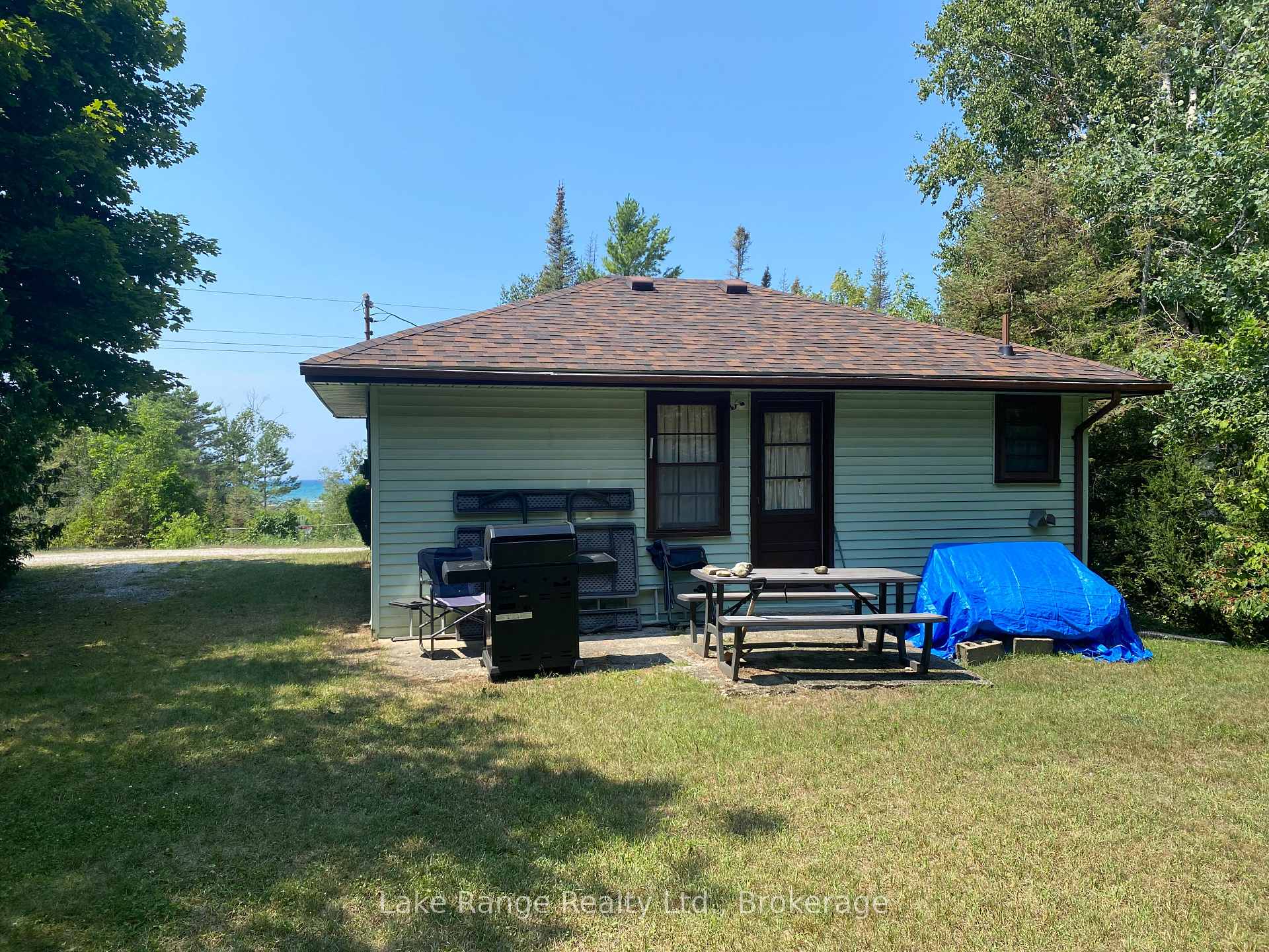 Photo 4 of 40 Red Cedar Drive S, Kincardine — HOMEH