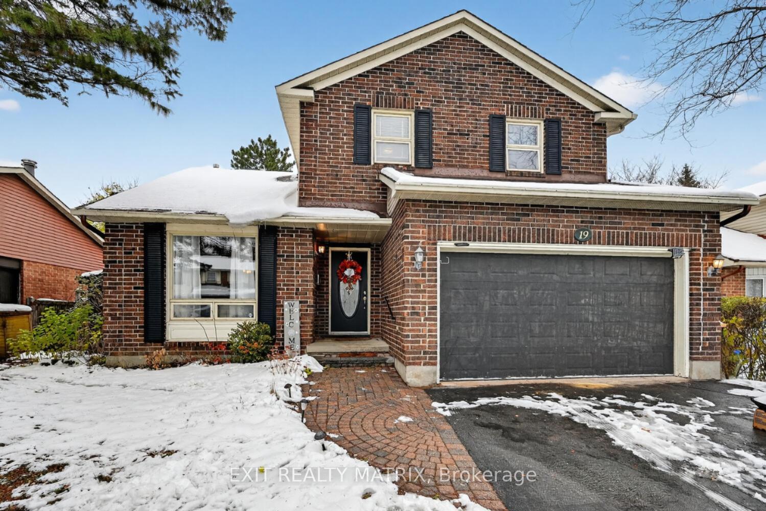 Front of 19 Mclennan Way