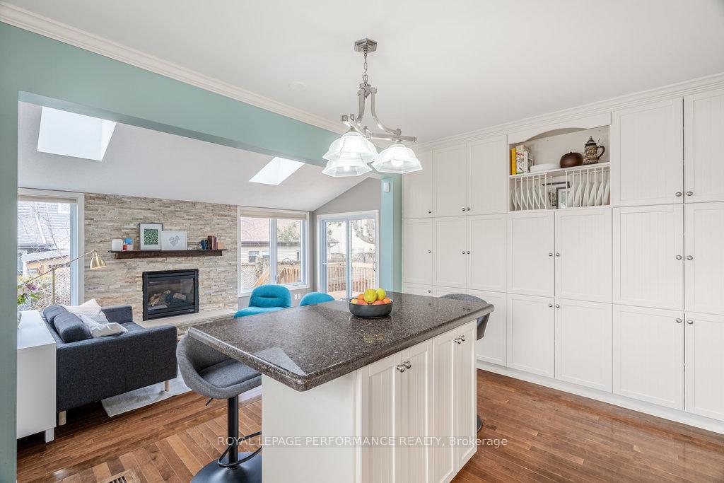 Photo 17 of 65 Gillespie Crescent, Ottawa, Hunt Club Woods — HOMEH