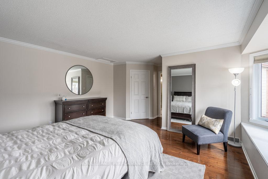 Photo 28 of 65 Gillespie Crescent, Ottawa, Hunt Club Woods — HOMEH