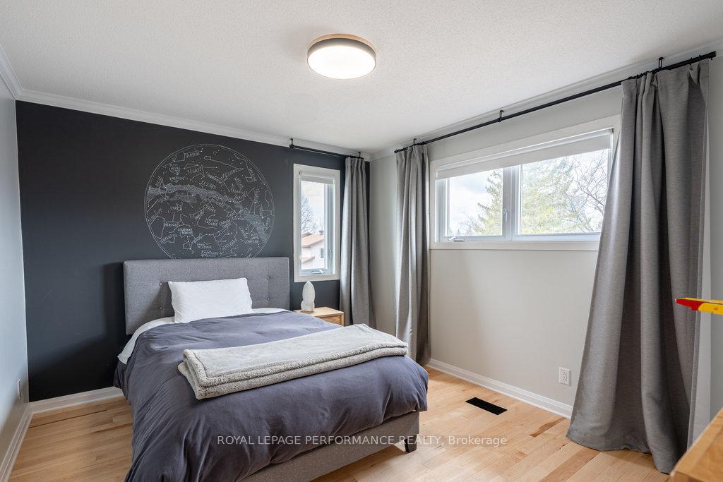 Photo 33 of 65 Gillespie Crescent, Ottawa, Hunt Club Woods — HOMEH