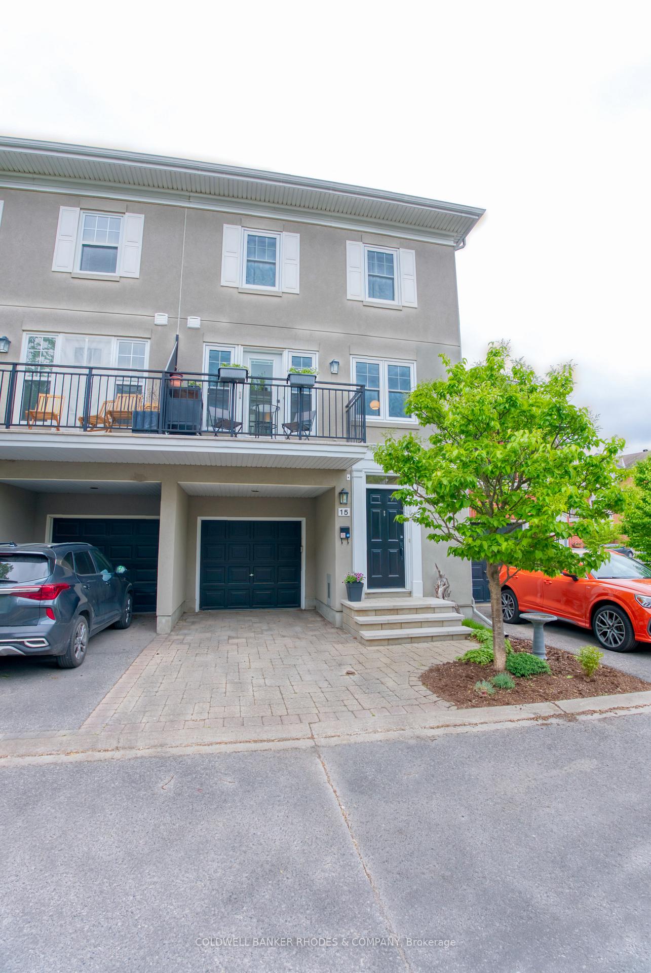 Front of 15 Georgeton Private