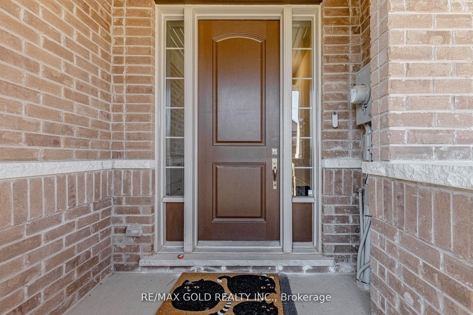 Photo 3 of 46 Reistwood Drive, Kitchener, Huron Park — HOMEH