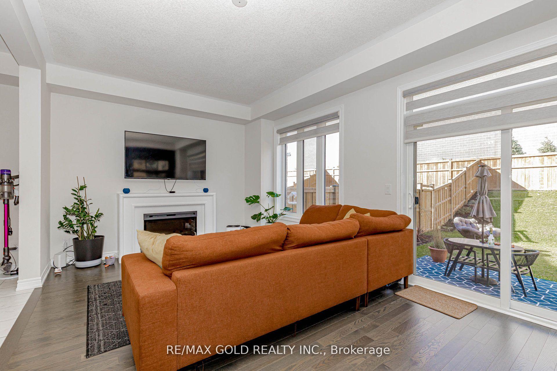 Photo 15 of 46 Reistwood Drive, Kitchener, Huron Park — HOMEH