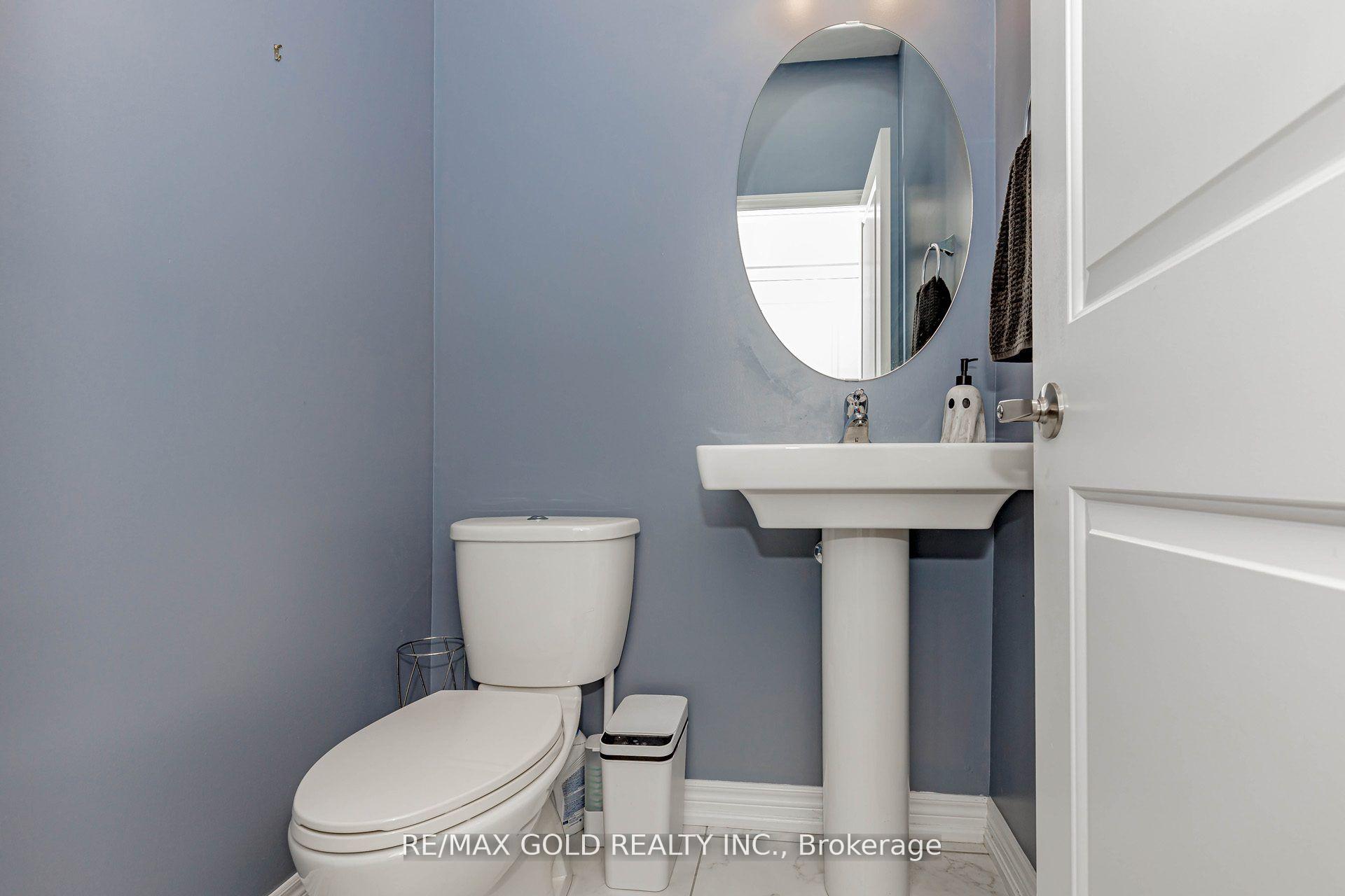 Photo 19 of 46 Reistwood Drive, Kitchener, Huron Park — HOMEH