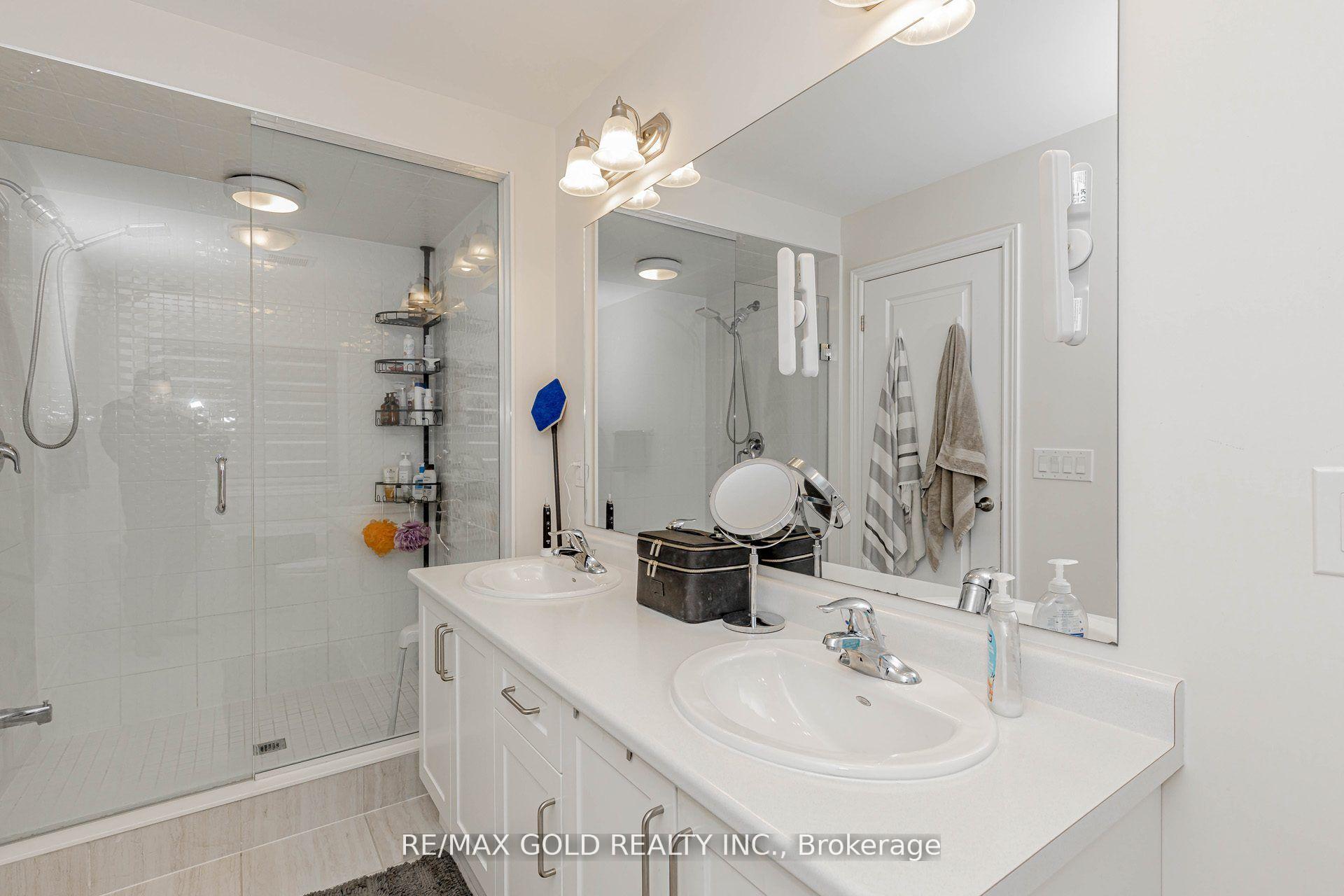 Photo 25 of 46 Reistwood Drive, Kitchener, Huron Park — HOMEH