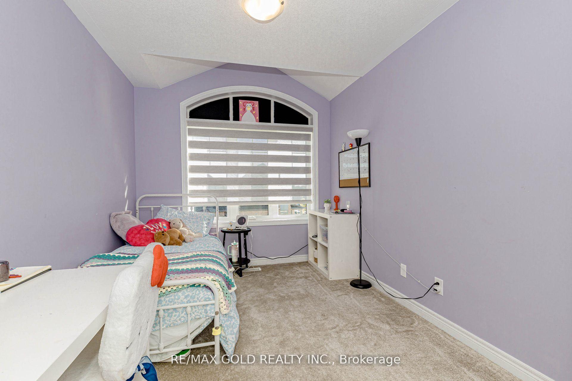 Photo 27 of 46 Reistwood Drive, Kitchener, Huron Park — HOMEH