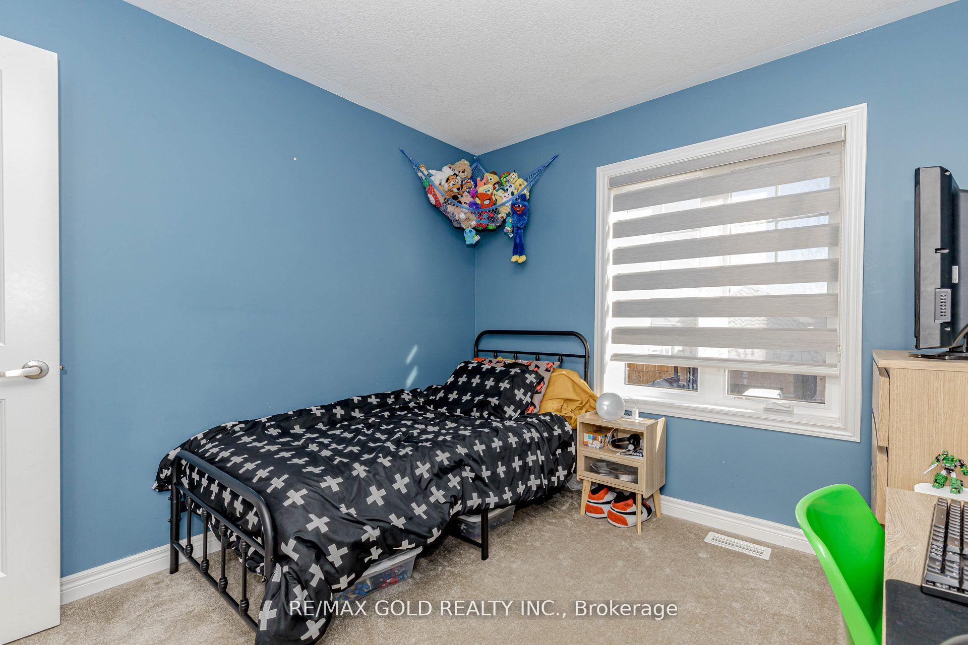 Photo 31 of 46 Reistwood Drive, Kitchener, Huron Park — HOMEH