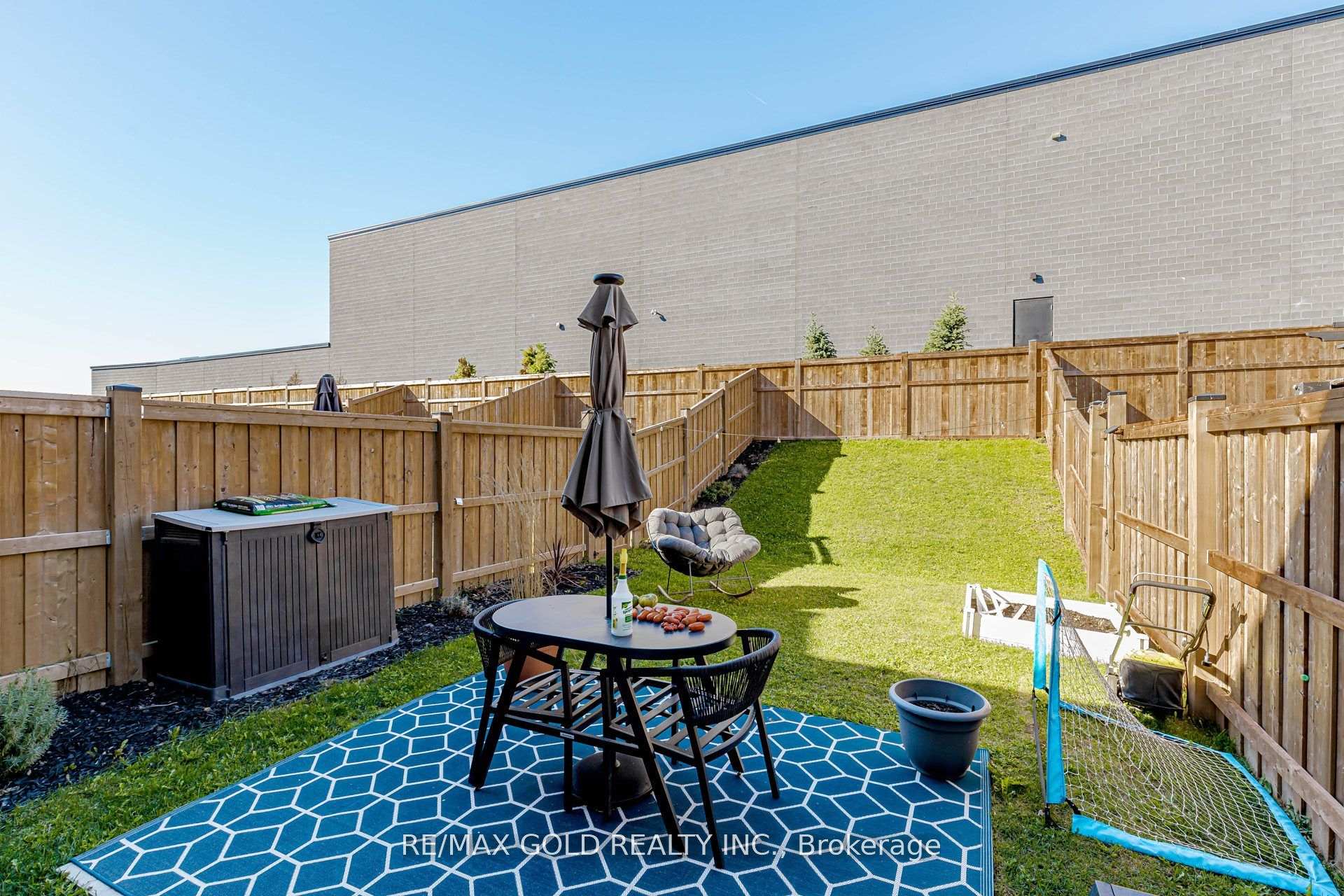 Photo 37 of 46 Reistwood Drive, Kitchener, Huron Park — HOMEH