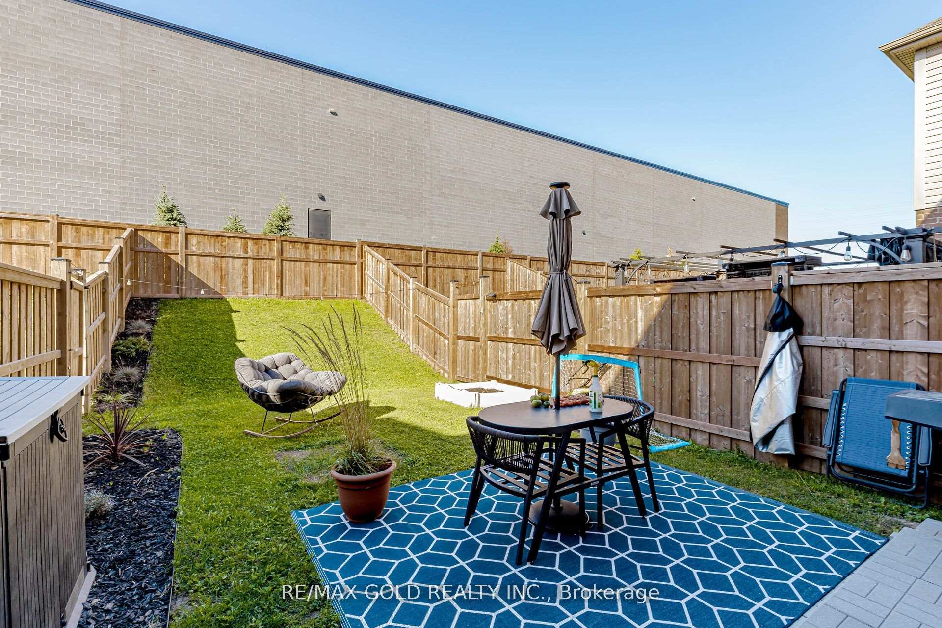 Photo 38 of 46 Reistwood Drive, Kitchener, Huron Park — HOMEH