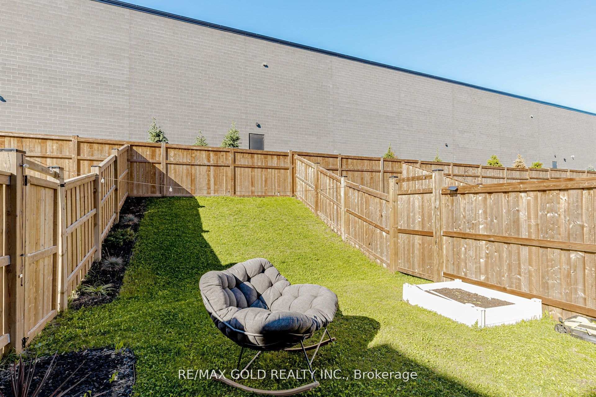 Photo 39 of 46 Reistwood Drive, Kitchener, Huron Park — HOMEH