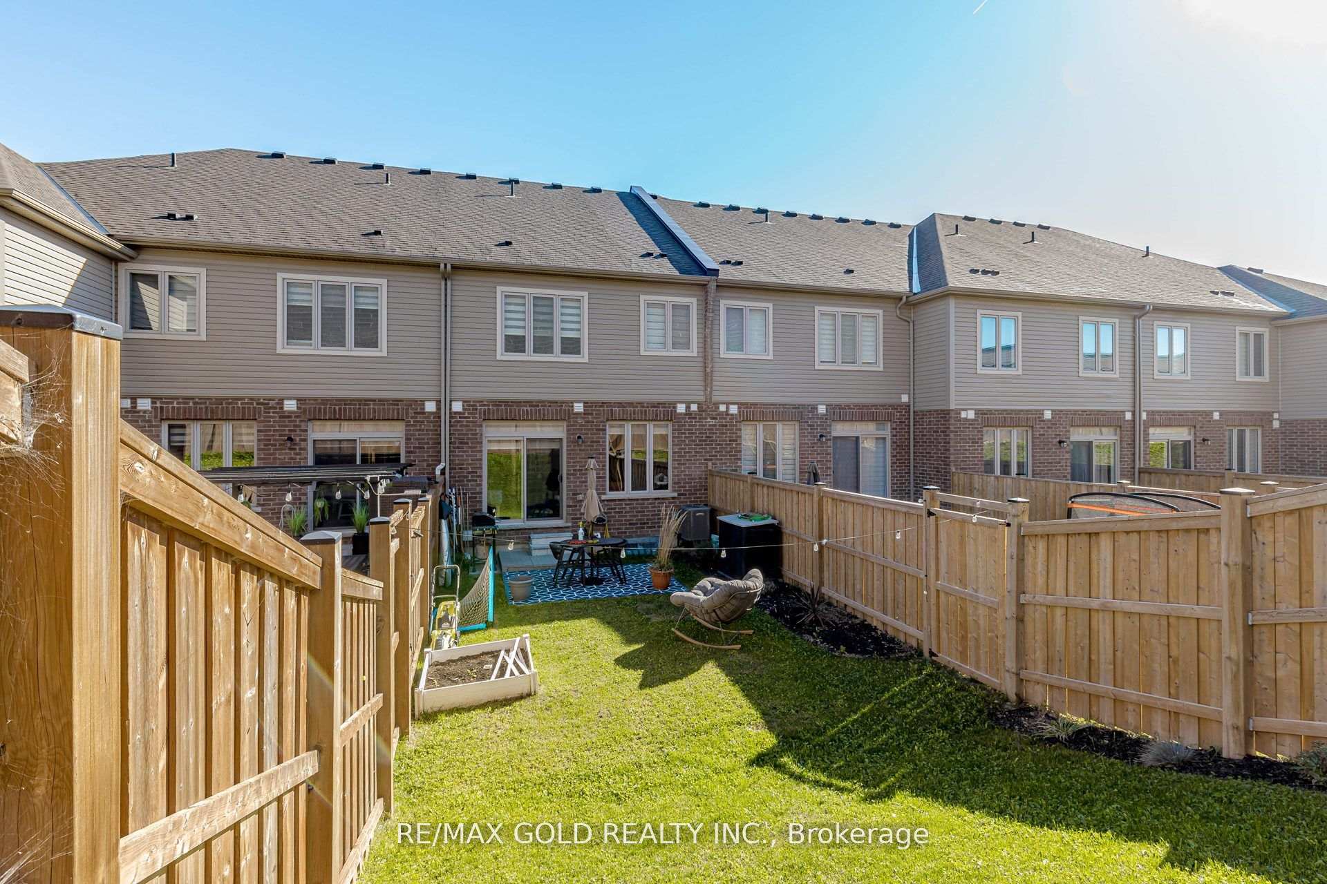 Photo 41 of 46 Reistwood Drive, Kitchener, Huron Park — HOMEH