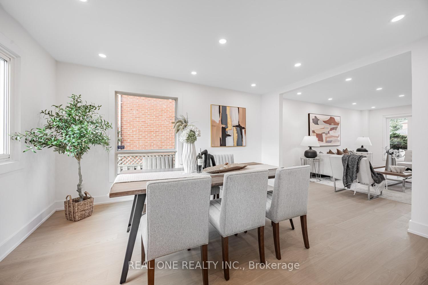 Photo 8 of 50 Bryant Road, Markham, Markham Village — HOMEH