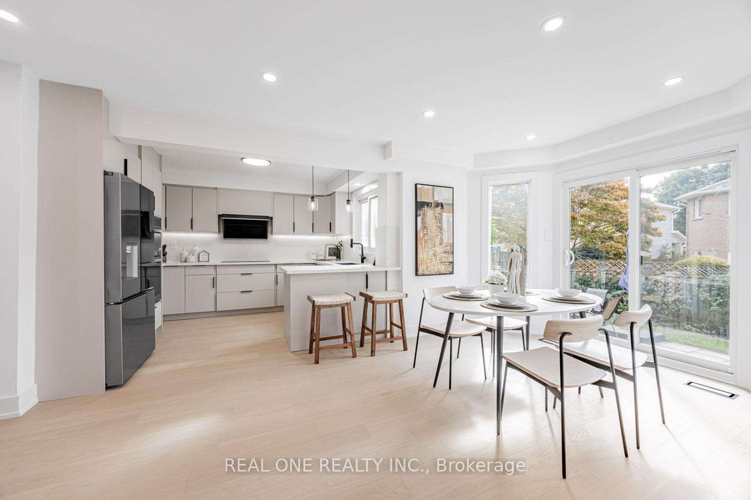 Photo 9 of 50 Bryant Road, Markham, Markham Village — HOMEH