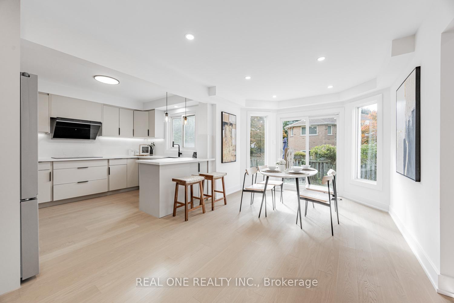 Photo 10 of 50 Bryant Road, Markham, Markham Village — HOMEH