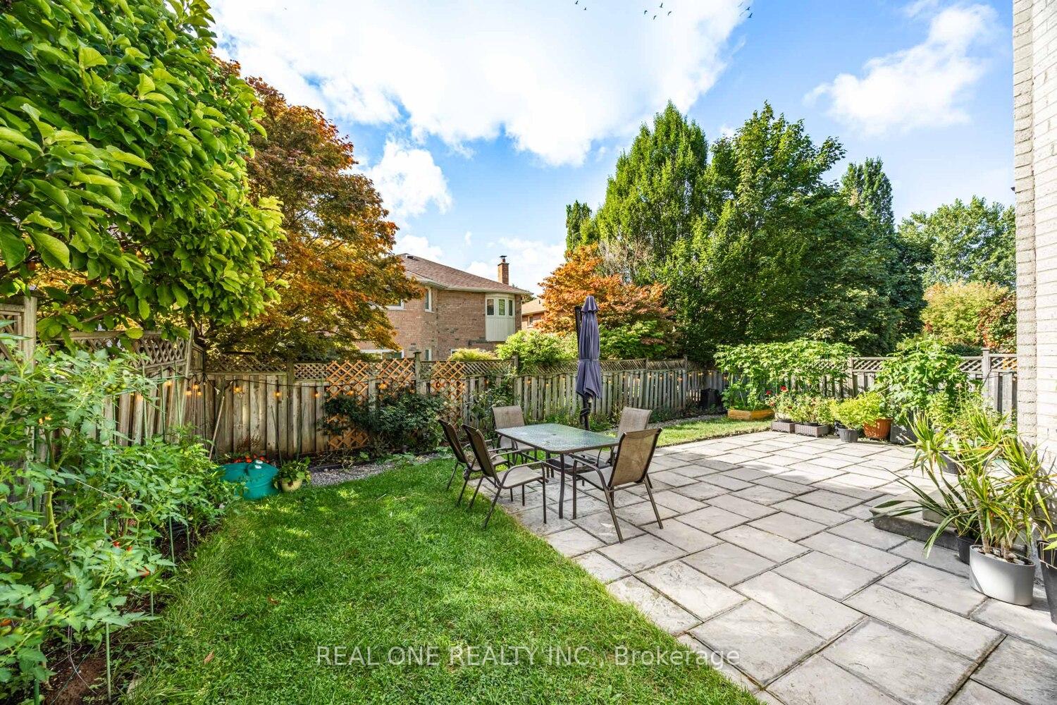 Photo 34 of 50 Bryant Road, Markham, Markham Village — HOMEH