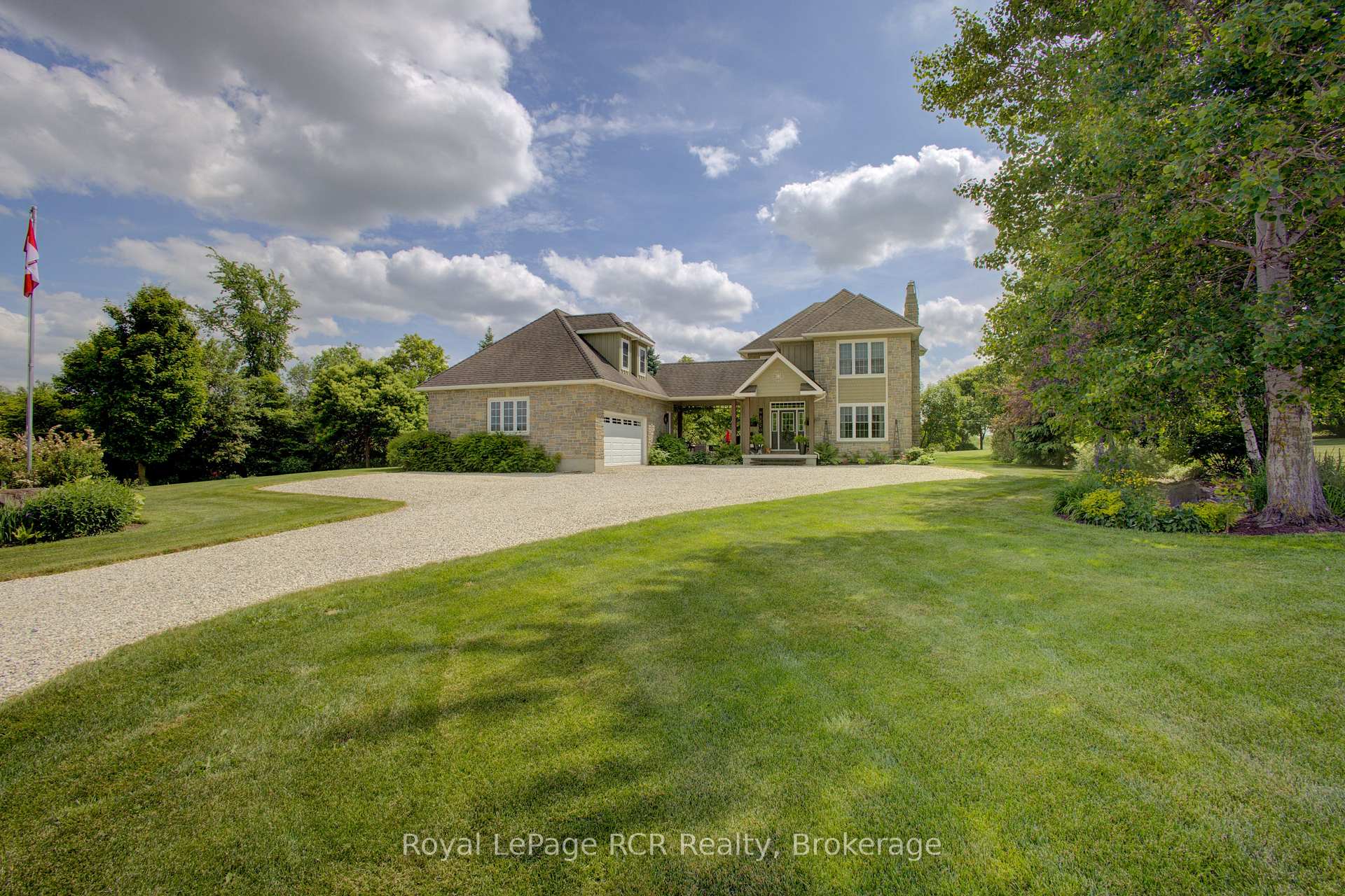 Photo 2 of 8022 Concession 16 Road, Mapleton, Rural Mapleton — HOMEH