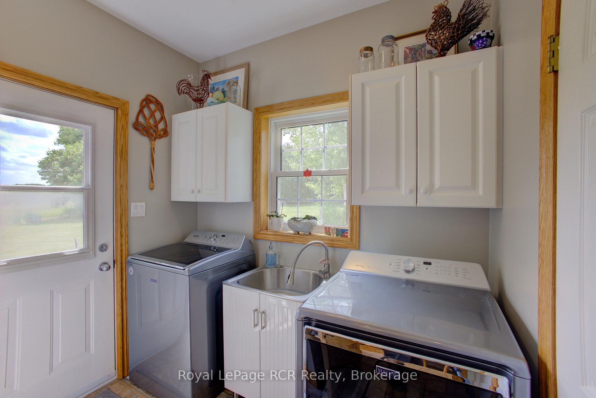 Photo 20 of 8022 Concession 16 Road, Mapleton, Rural Mapleton — HOMEH