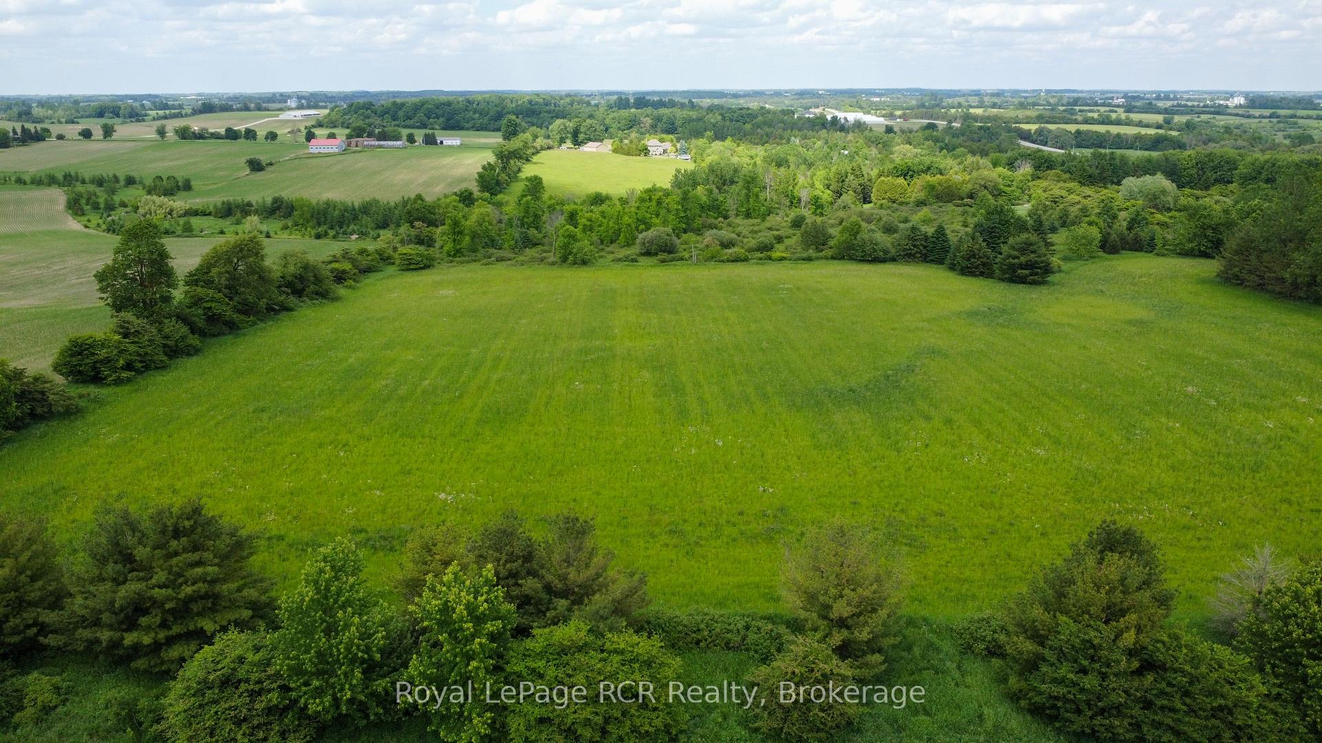 Photo 45 of 8022 Concession 16 Road, Mapleton, Rural Mapleton — HOMEH