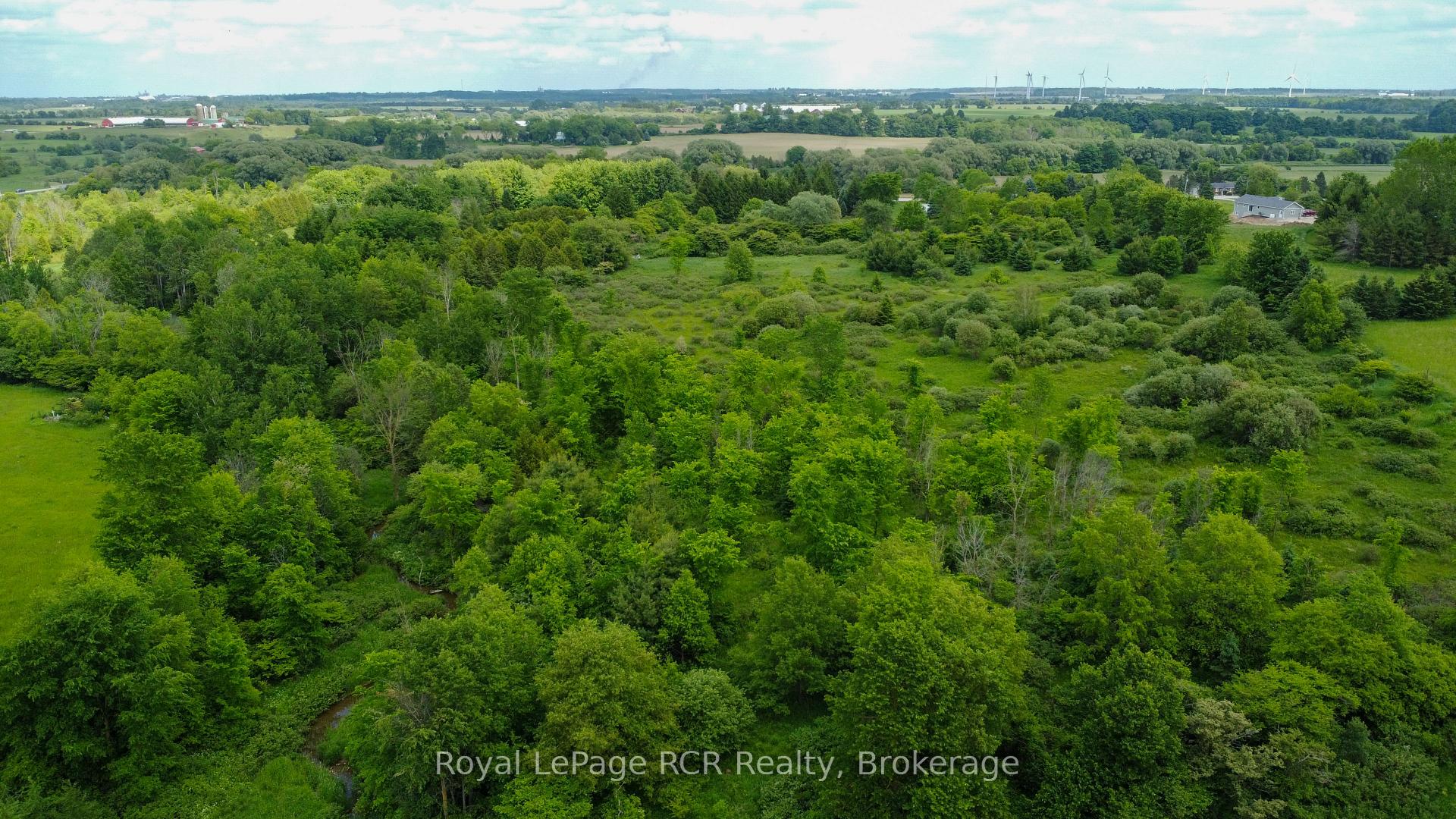 Photo 46 of 8022 Concession 16 Road, Mapleton, Rural Mapleton — HOMEH