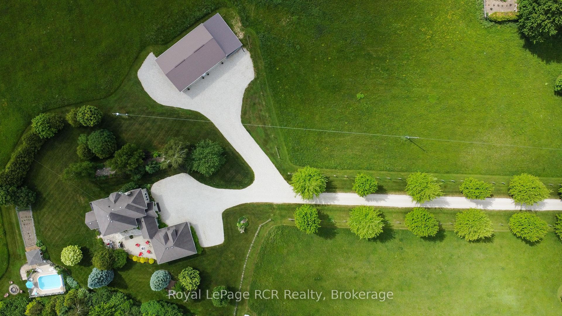 Photo 48 of 8022 Concession 16 Road, Mapleton, Rural Mapleton — HOMEH