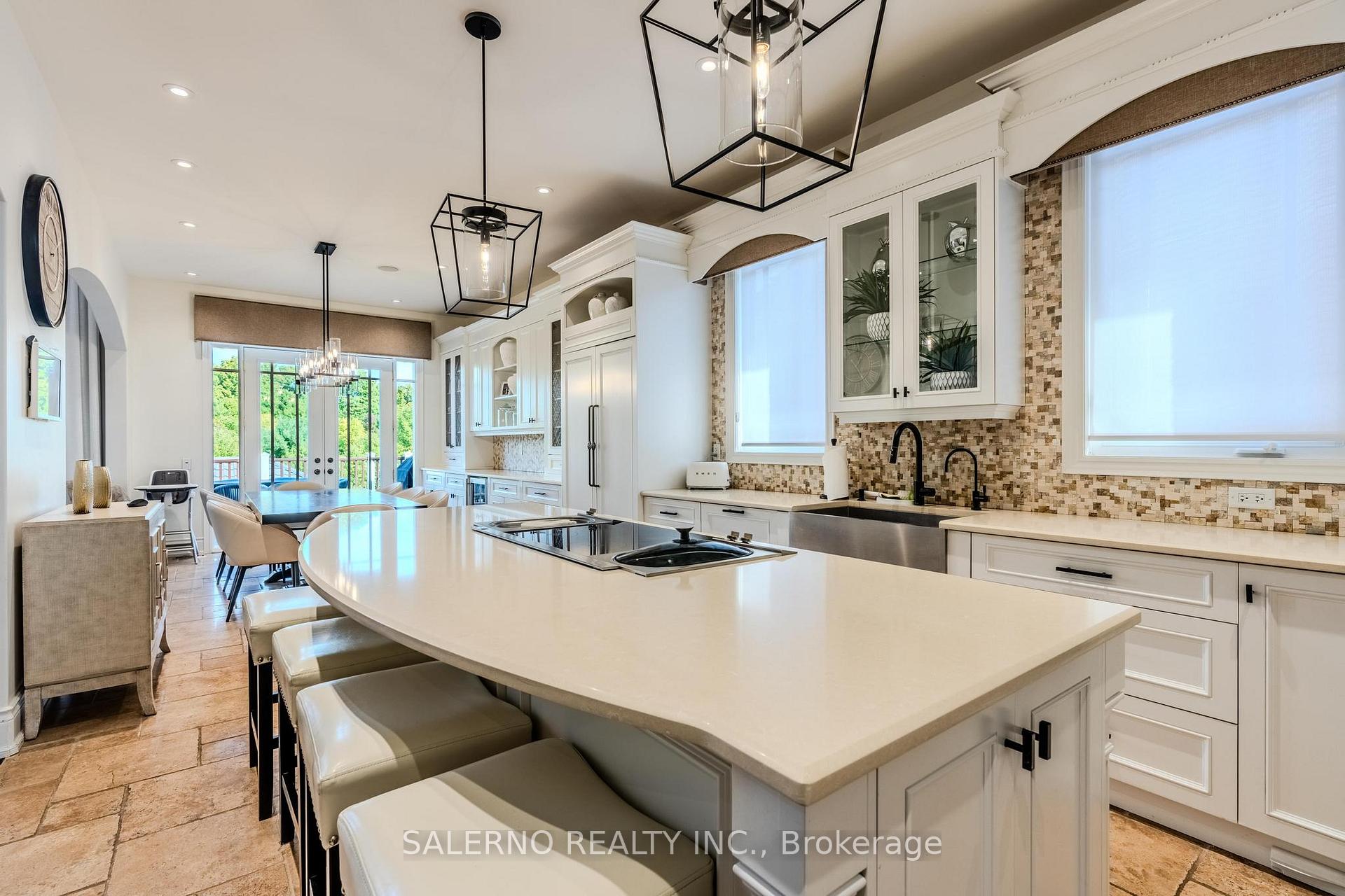 Photo 15 of 14 Bluff Trail, King, Nobleton — HOMEH
