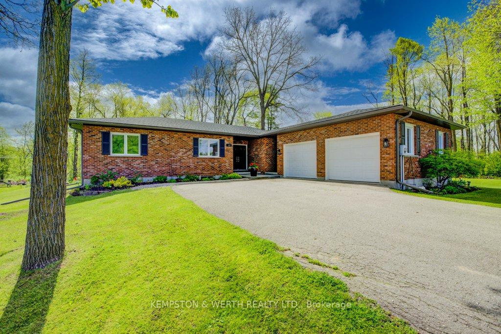 Photo 5 of 110 McGivern Street, Mapleton, Rural Mapleton — HOMEH