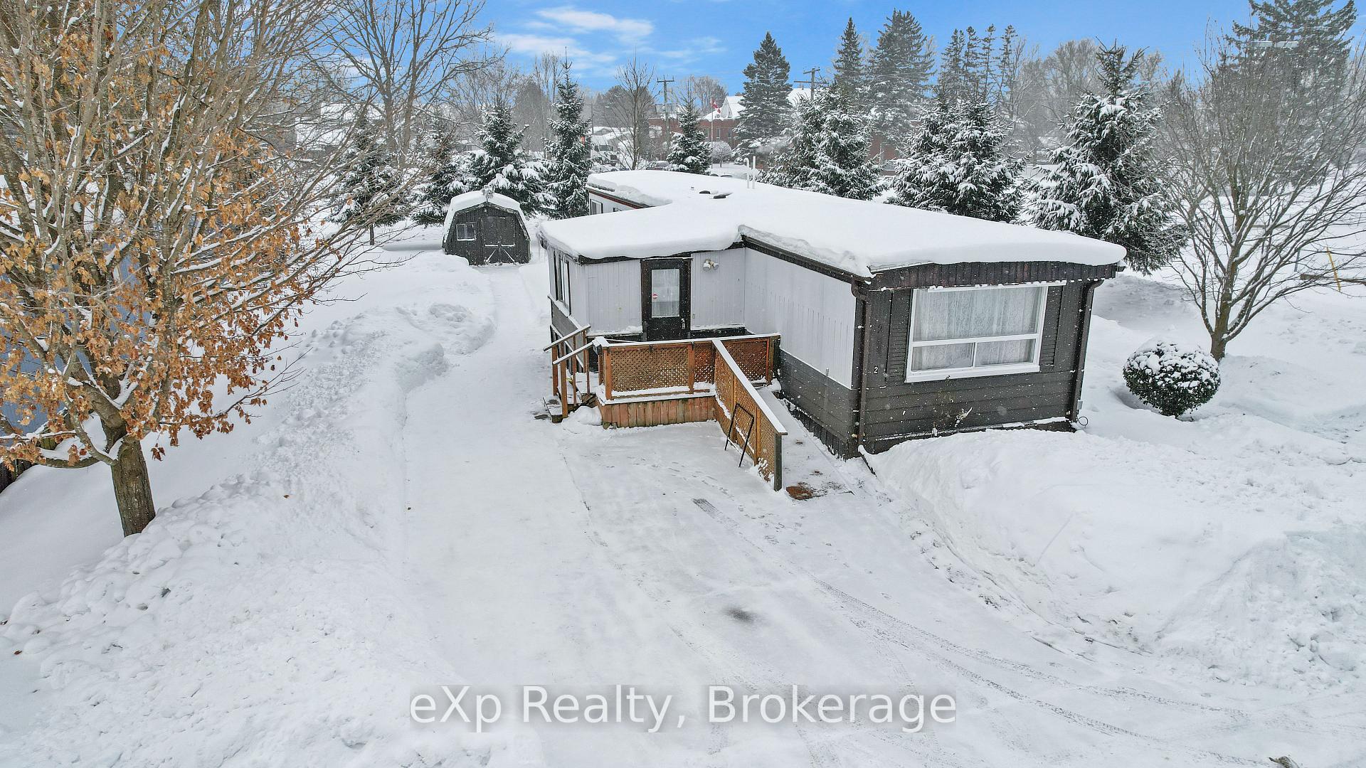 Photo 1 of Unit Unit 2, 3075 Mary Street, Howick — HOMEH