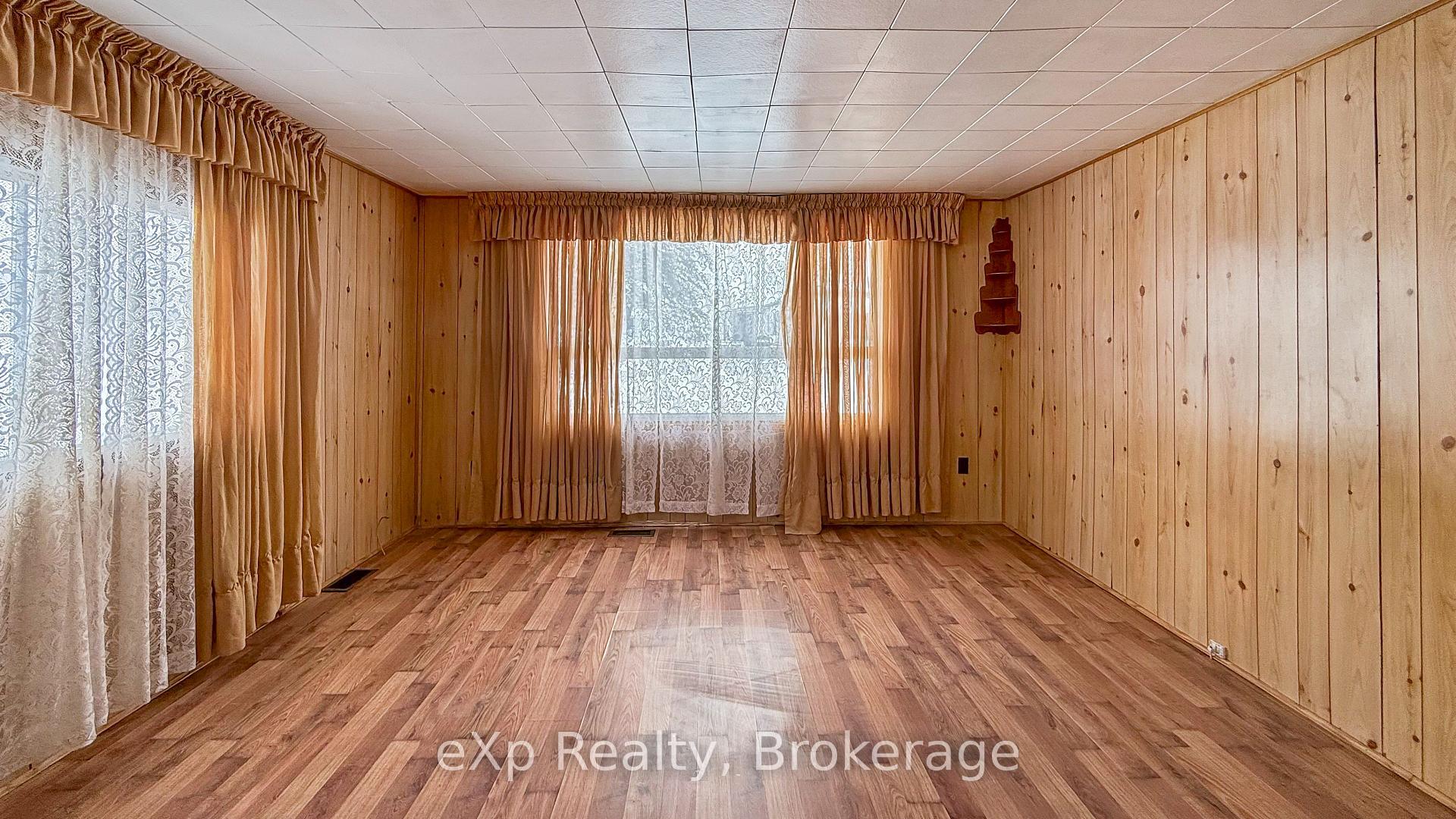 Photo 7 of Unit Unit 2, 3075 Mary Street, Howick — HOMEH